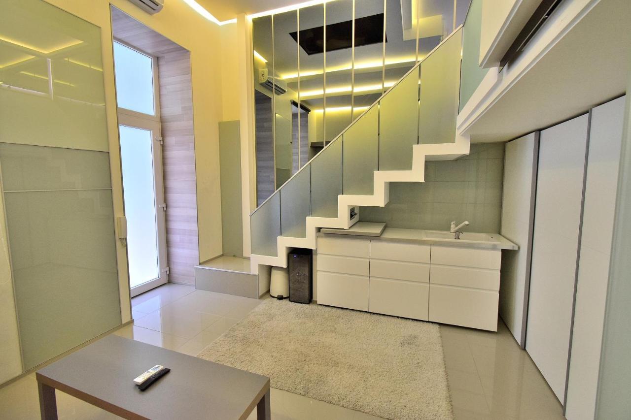 Small Home Budapest Sziv 3 Exteriör bild